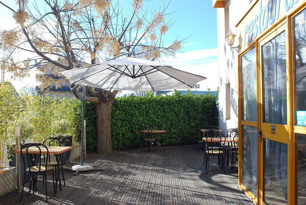 Logis Hotel L'Etoile Carcassonne Ngoại thất bức ảnh